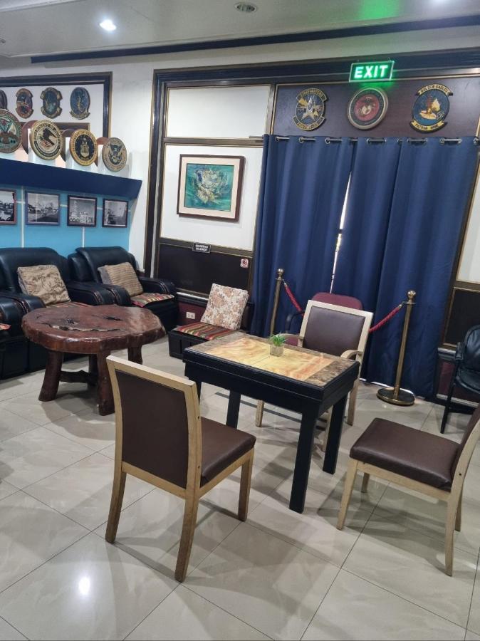 Clark Angeles Tiger Hotel 外观 照片